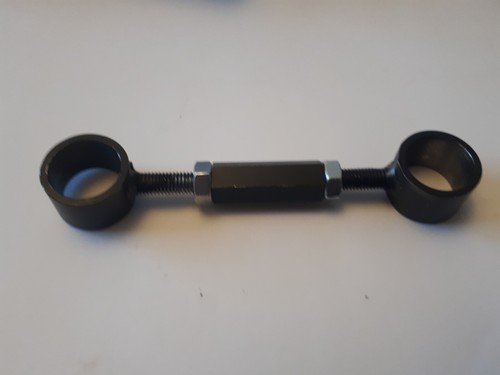 Lower engine stabiliser - lower, bar